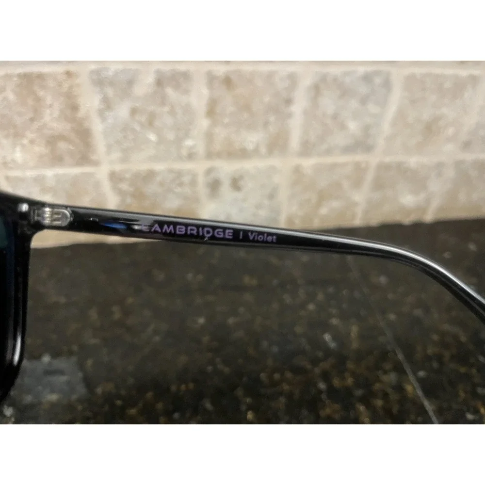 Neven Cambridge Violet‎ Polarized Sunglasses With Soft Pouch